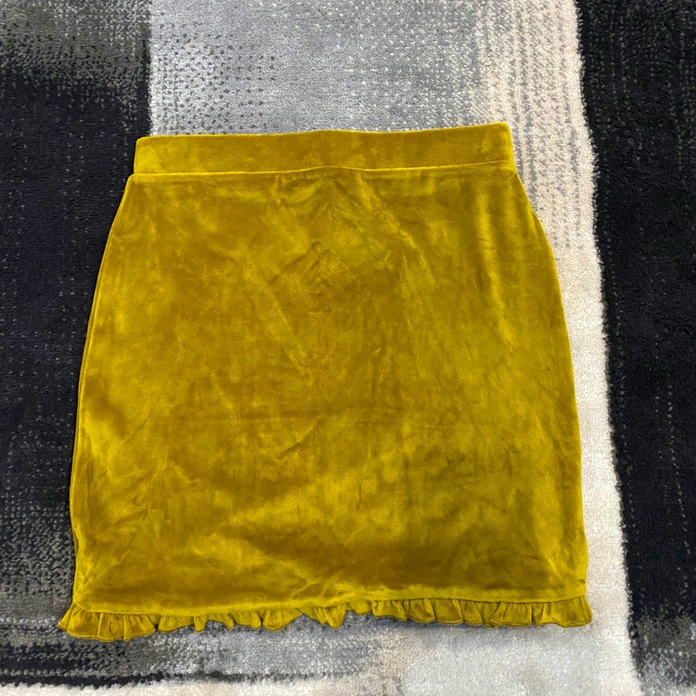 Velvet mini skirt